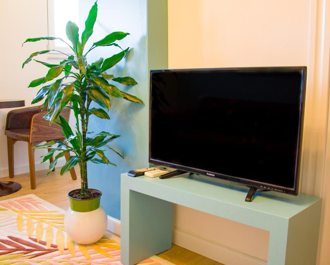 Bright Apartment Close To City Center טיראנה מראה חיצוני תמונה